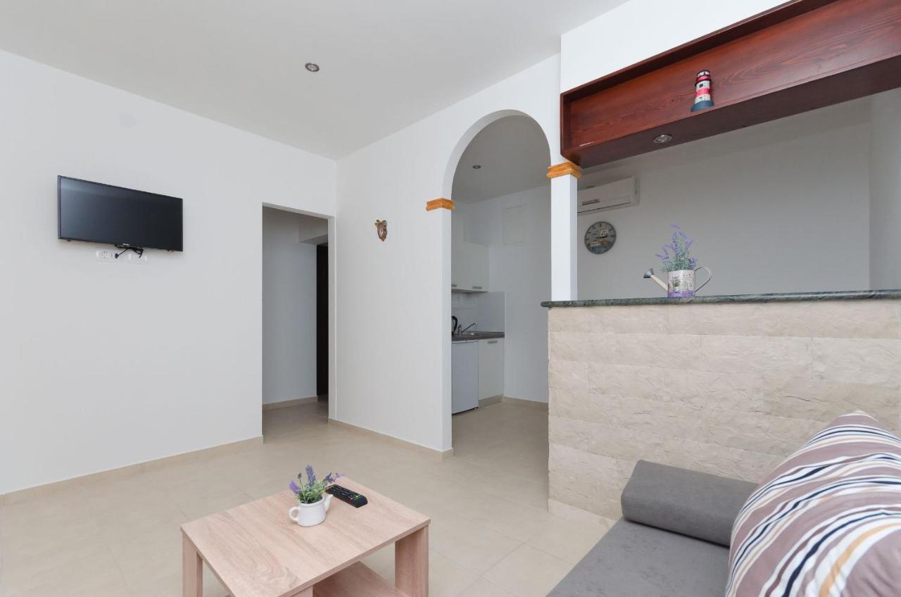 Apartments Branka Mošćenička Draga エクステリア 写真