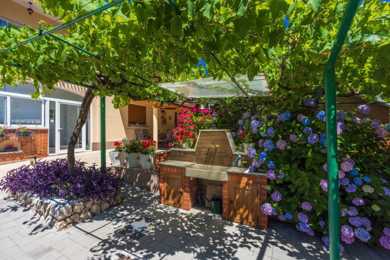 Apartments Branka Mošćenička Draga エクステリア 写真