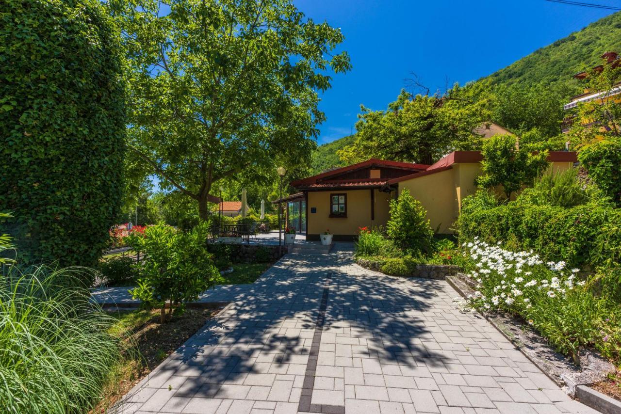 Apartments Branka Mošćenička Draga エクステリア 写真