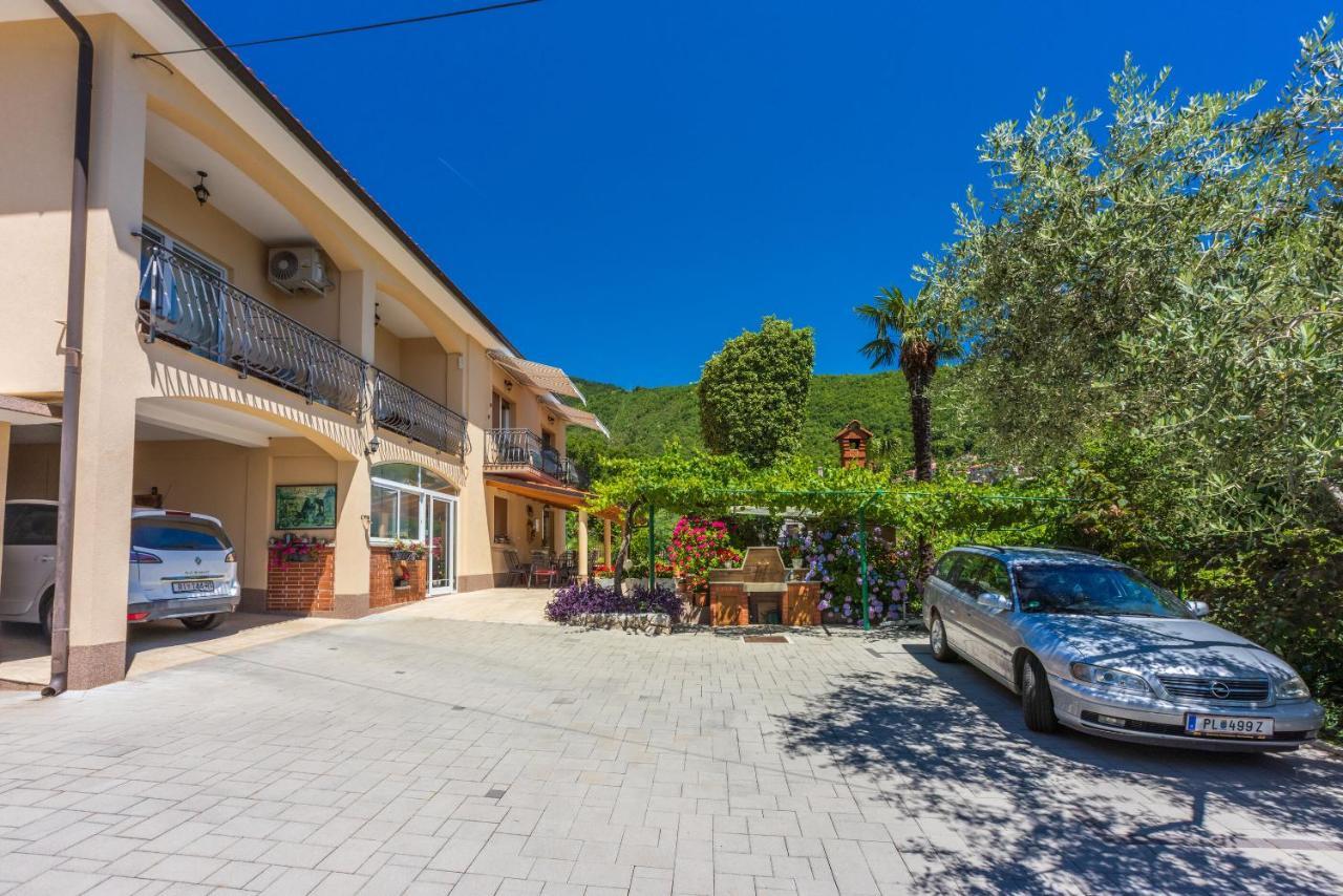 Apartments Branka Mošćenička Draga エクステリア 写真
