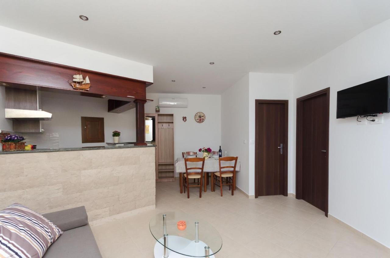 Apartments Branka Mošćenička Draga エクステリア 写真